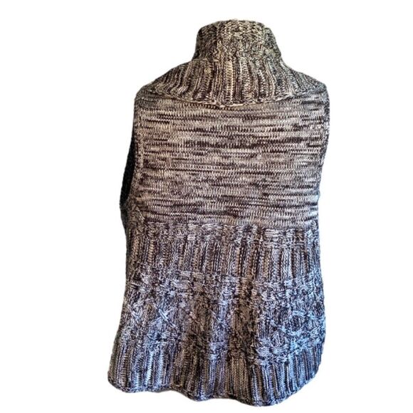 Its Our Time XL Black and White Tweed Knit Vest NWT 0967 - Picture 4 of 11